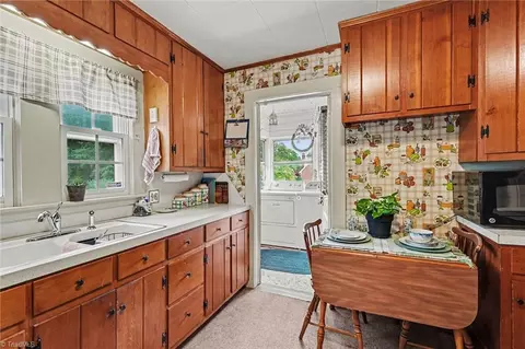 133 Mountain View Rd, King, NC 27021 photo 15