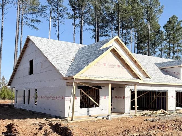 1104 Beeson Ct, Clemmons, NC 27012