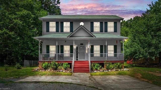 701 Diana Dr, Thomasville, NC 27360