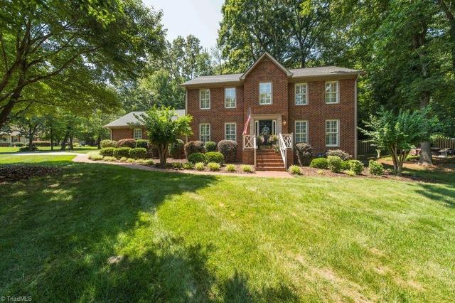 5976 Woodfield Dr, Kernersville, NC 27284