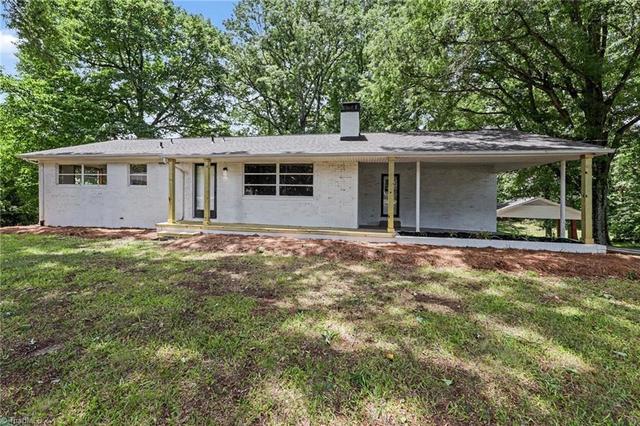 1514 Teague Ln, Kernersville, NC 27284