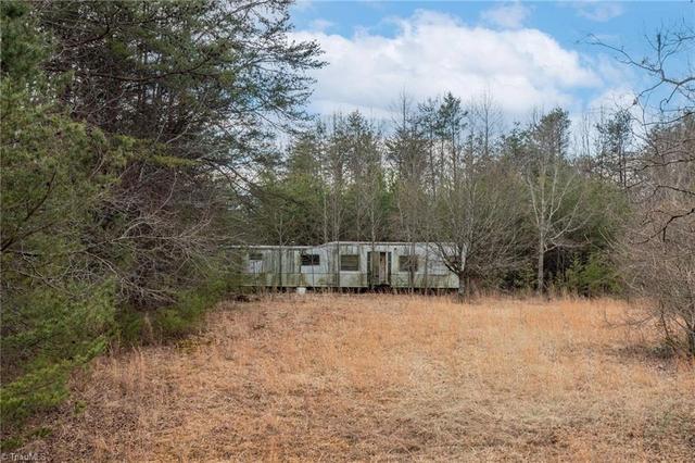 318 Wayne Marshall Rd, Elkin, NC 28621