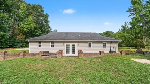 Exterior - 5172 Payne St, Trinity, NC 27370 photo 4 of 7