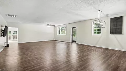 Living - 5172 Payne St, Trinity, NC 27370 photo 5 of 6