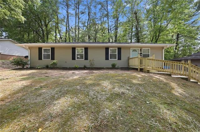 640 Amanda Pl, Winston Salem, NC 27101