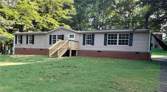 6557 Kerr Dr, Randleman, NC 27317