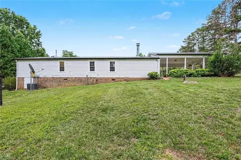 6160 Asheton Dr, Trinity, NC 27370 photo 8