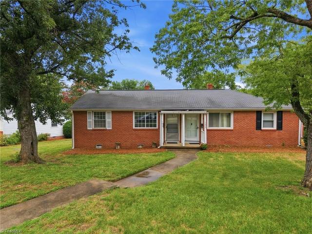 1802 Villa Dr, Greensboro, NC 27403