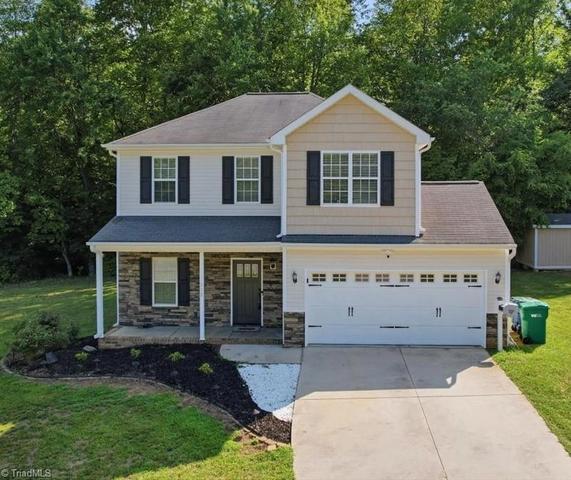 152 Tree Top Ln, Stokesdale, NC 27357
