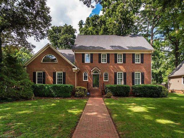 3235 Hiddenwood Ln, Burlington, NC 27215