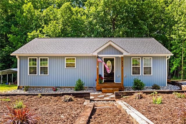 122 Yadkin River Rd, Statesville, NC 28625