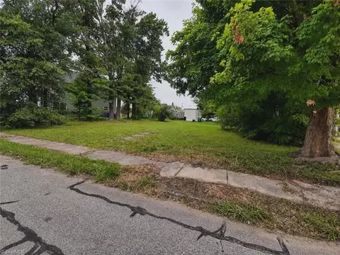 510 Newton Pl, High Point, NC 27262
