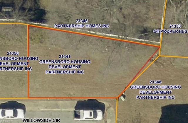11 Willowside Cir, Greensboro, NC 27401