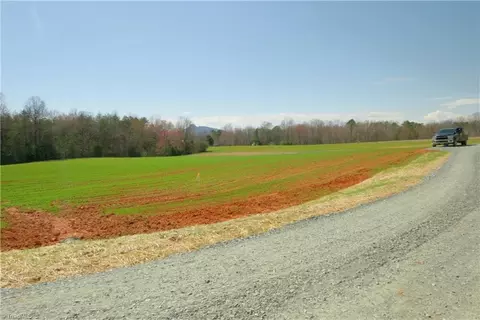 3 Old Mill Rd # -4, Pinnacle, NC 27043 photo 10