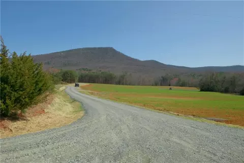 3 Old Mill Rd # -4, Pinnacle, NC 27043 photo 7