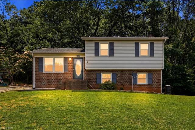 1547 Siloam Rd, Mount Airy, NC 27030