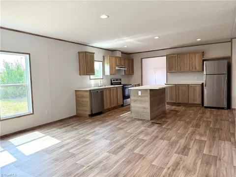146 Con Lee Dr, Olin, NC 28660 photo 10