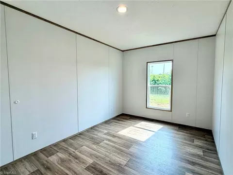 146 Con Lee Dr, Olin, NC 28660 photo 22