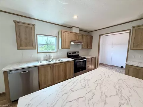 146 Con Lee Dr, Olin, NC 28660 photo 6