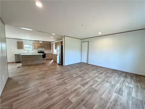 146 Con Lee Dr, Olin, NC 28660 photo 3