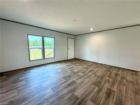 146 Con Lee Dr, Olin, NC 28660 photo 4