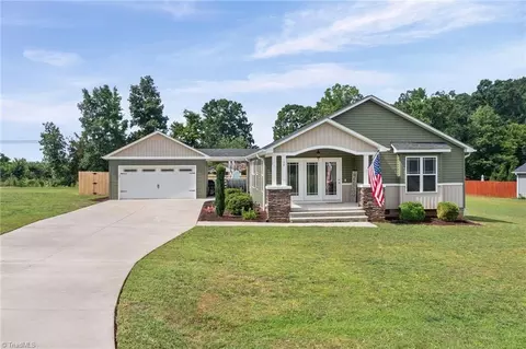 139 Headen Hills Dr, Lexington, NC 27292