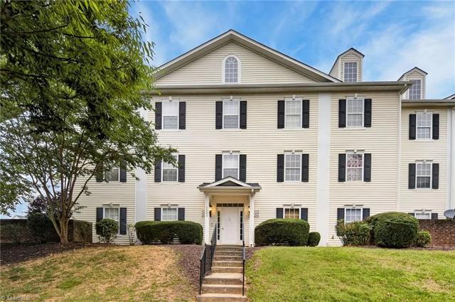 2206 Mcconnell Dr, Kernersville, NC 27284