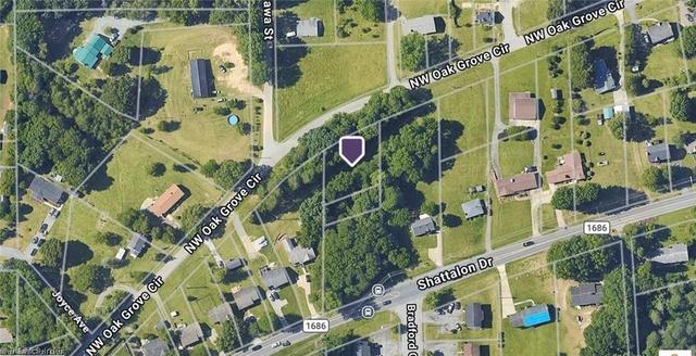 2730 Oak Grove Cir, Winston Salem, NC 27106