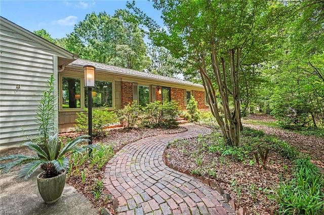 809 Quailmeadow Ln, Colfax, NC 27235