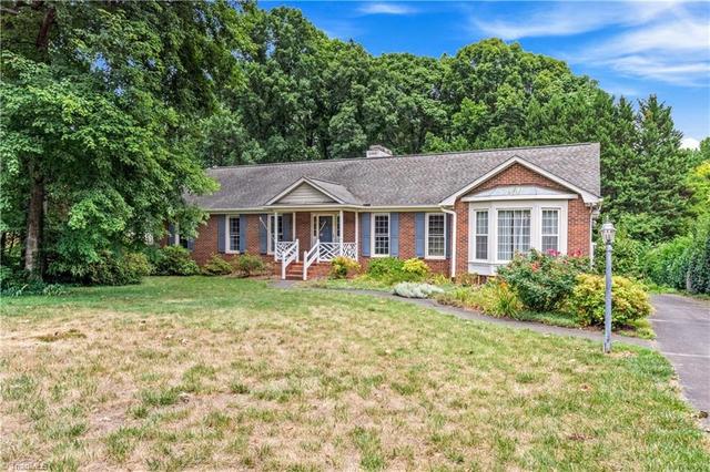 5132 Huntcliff Trl, Winston Salem, NC 27104