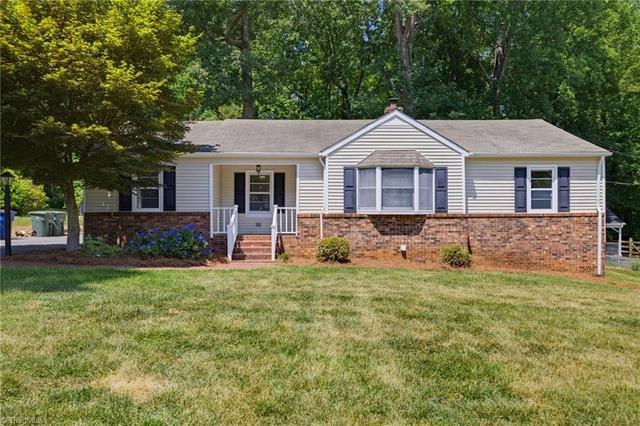 168 Piccadilly Dr, Winston Salem, NC 27104