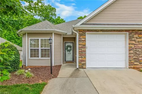 1659 Grand Springs Dr, Winston Salem, NC 27127