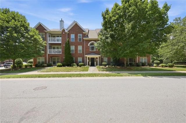 130 Shallowford Reserve Dr #301, Lewisville, NC 27023