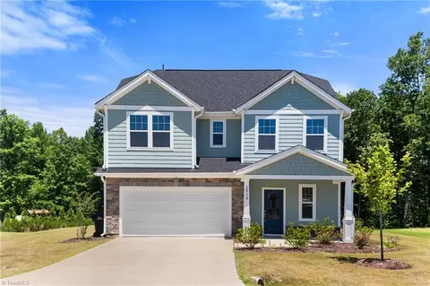 3934 Waterstone Ct, Kernersville, NC 27284
