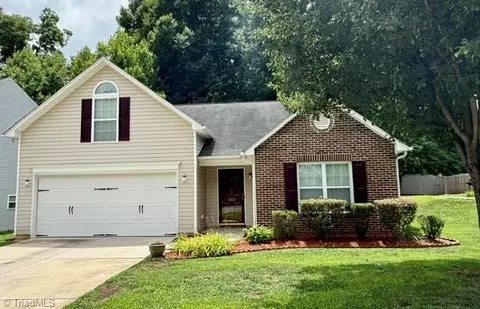 3623 Whitworth Dr, Greensboro, NC 27405