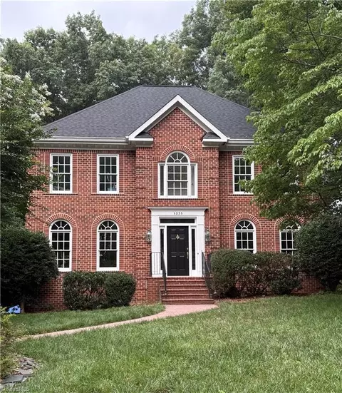 1025 Fallbrook Ln, Lewisville, NC 27023