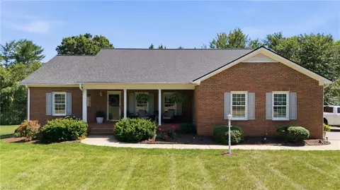Exterior - 113 Kiser Rd, King, NC 27021 photo 4 of 6