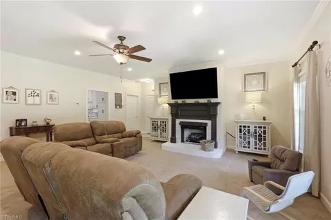 Living - 113 Kiser Rd, King, NC 27021 photo 1 of 2