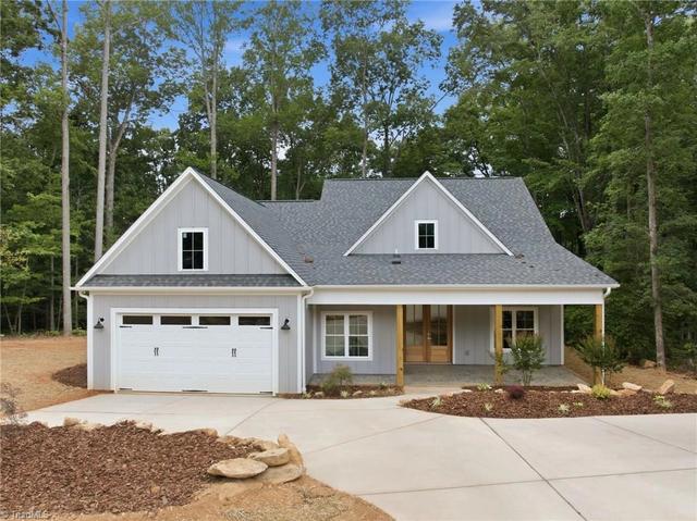 2646 Johns Ridge Dr, Asheboro, NC 27205