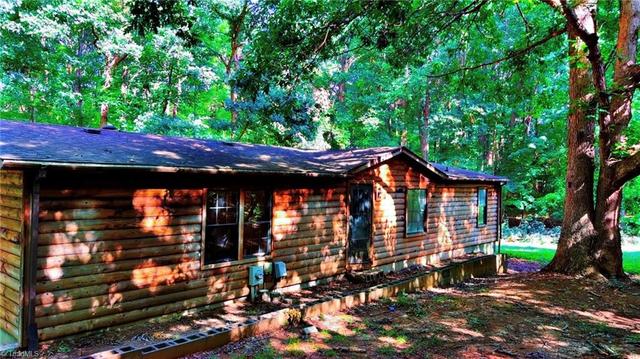 1215 Bray Rd, Walnut Cove, NC 27052