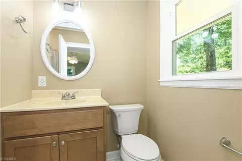 Bath - 3506 Treeview Ln, Browns Summit, NC 27214 photo 5 of 5