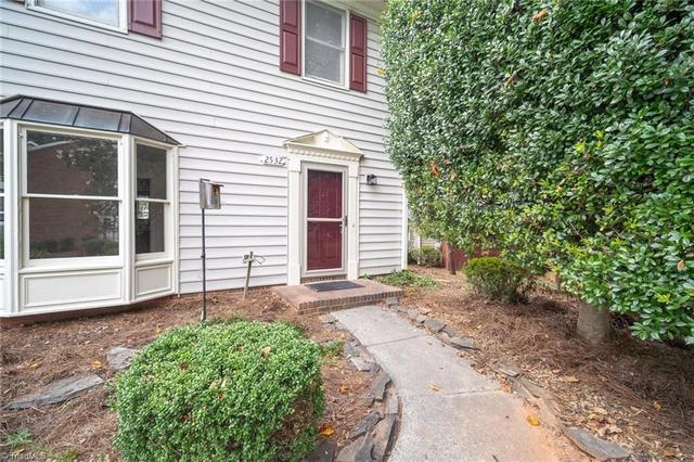 2532 Cottage Pl, Greensboro, NC 27455