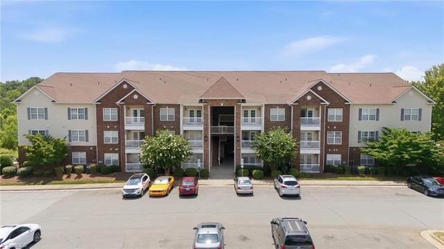 1380 Heritage Pointe Dr #204, Winston Salem, NC 27127