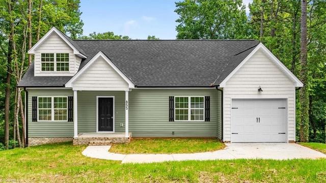 655 Woodland Cir, Asheboro, NC 27203