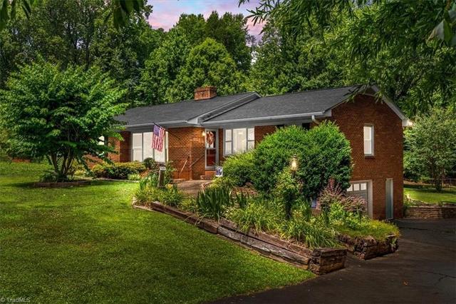 262 Shady Grove Ln, Winston Salem, NC 27107