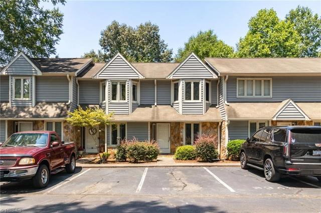 5347 Summit Heights Dr, Winston Salem, NC 27104