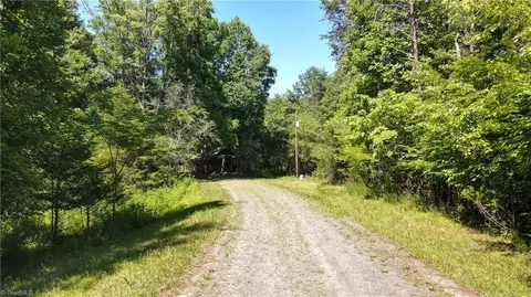 1215 Lucius Beasley Rd, Westfield, NC 27053