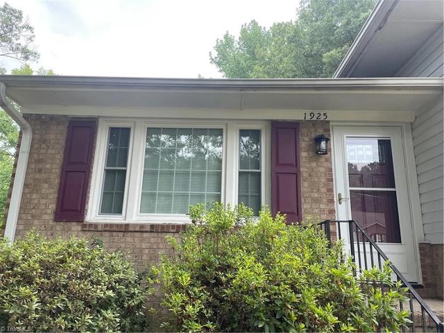 1925 Murrayhill Rd, Greensboro, NC 27403
