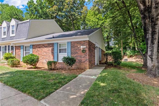 2636 Saint Johns Pl, Winston Salem, NC 27106