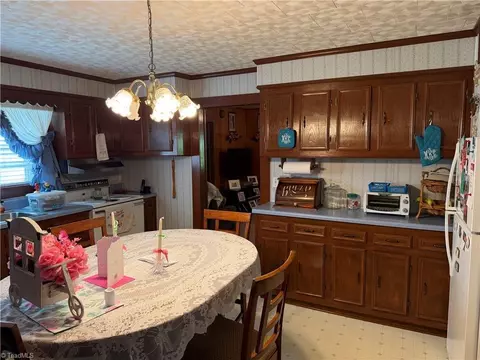 Kitchen - 375 Sisk Mill Loop, Madison, NC 27025 photo 1 of 2
